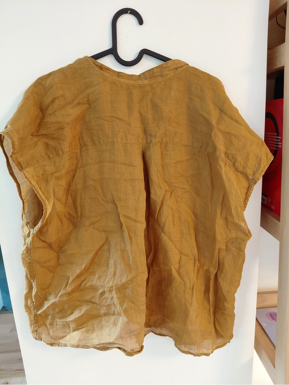 Banana Republic Mustard Short-Sleeve Button-Down Linen Top - Picture 2 of 3